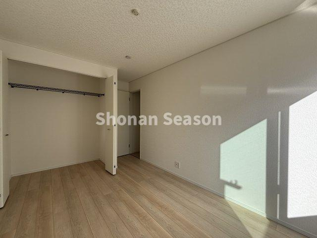 【収納】 | 衣類を掛けて収納できるクローゼット◎
日々の家事をラクにしてくれます♪