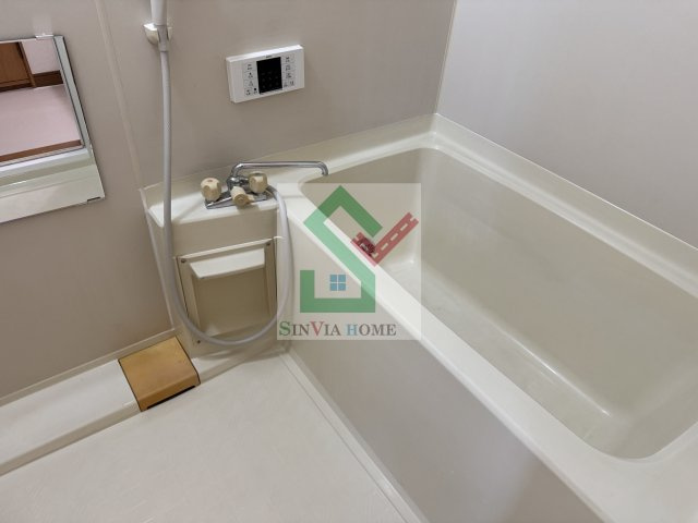 コトーあかみの浴室