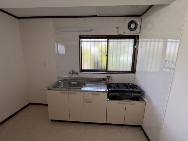 泉南郡岬町淡輪戸建のキッチン