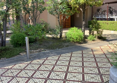 【設備】 | エクラン本厚木 | 共有部分は、住民なら誰もが使える設備のこと。例えば駐車場やエレベーター、インターネット設備、セキュリティ設備などがあります。他にも、マンションの廊下・外部階段やエントランス・ゴミ置き場などがあります。