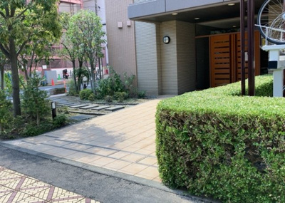 【内装】 | エクラン本厚木 | 共用部分は、一棟の建物に住む区分所有者全員が共同で所有するとし、共用部分の管理、補修などは、区分所有者で形成される管理組合が行います。個人の判断で勝手に変更することはできませんので覚えておきましょう。