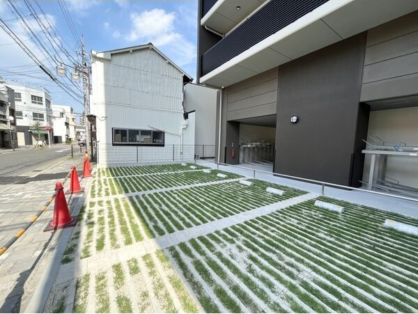 S-RESIDENCE堀田NorthⅡの駐車場