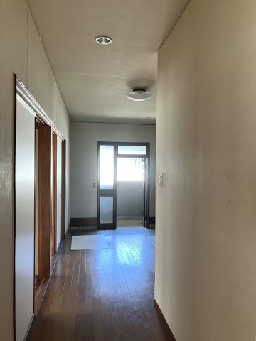 米子市皆生温泉3丁目　中古戸建の玄関