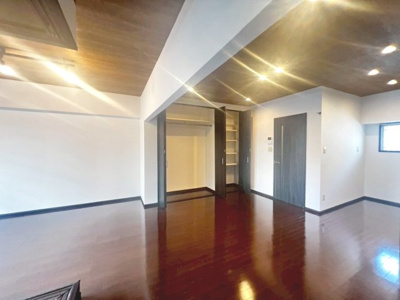 【居間・リビング】 | 東部コーポ住宅１号館 | ゆったりとしたリビングです♪