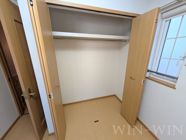 サン ブライトの収納