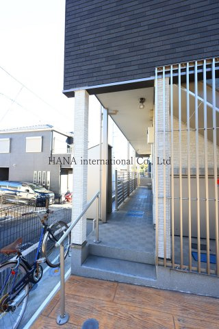 クレイノ親明閣のエントランス