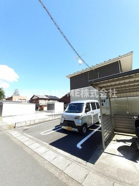 セルサス．Ｄの駐車場|敷地内に駐車場スペースがあります◆