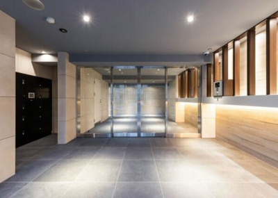 【ロビー】 | エルフォルテ東京EAST | 落ち着いたロビーです