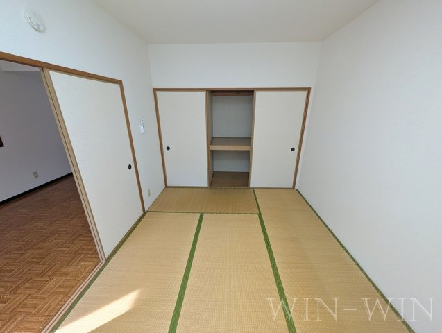 フィオーレ田中 Ⅲの和室