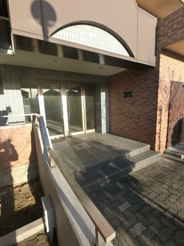 【エントランス】