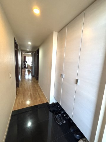 レーベンハイム朝霞台グランジールの玄関|玄関