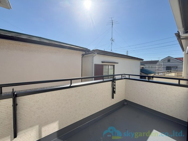 平塚市横内　新築戸建　全1棟1号棟のバルコニー