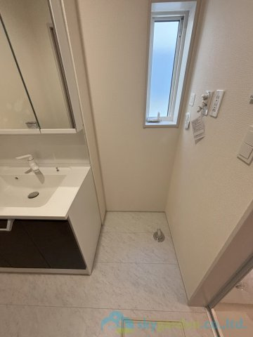 平塚市横内　新築戸建　全1棟1号棟のランドリースペース