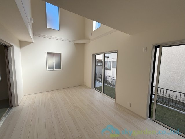 平塚市横内　新築戸建　全1棟1号棟の居間・リビング