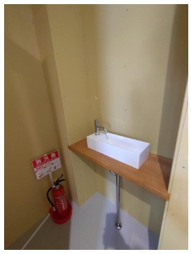 博多町店舗の内装