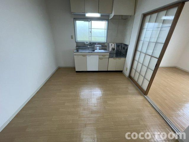 パークハイツAの居間・リビング