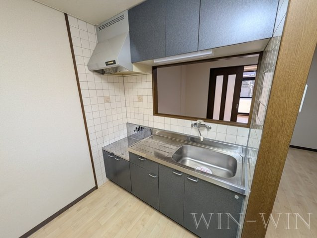 プレステージ井原のキッチン