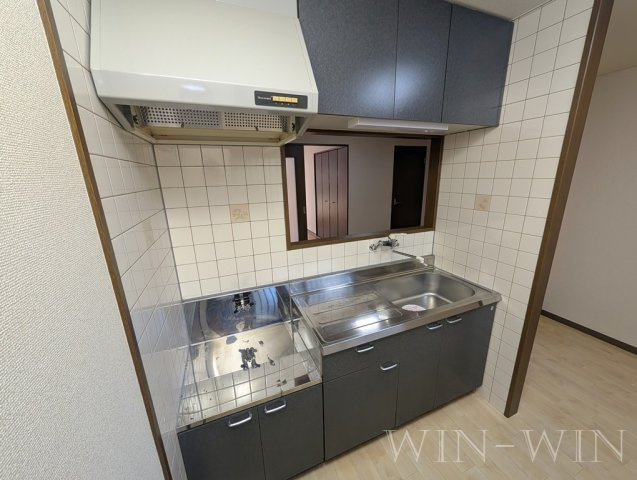 プレステージ井原のキッチン