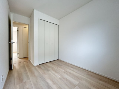 【洋室】 | 唐船建売２号地 | 白の建具を採用した落ち着いた洋室です！！