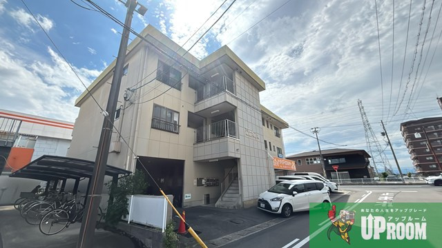 フラワーハイツの外観