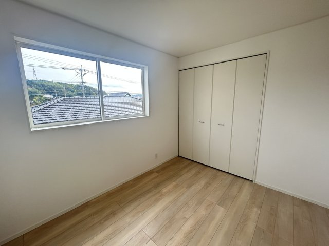 【洋室】 | 唐船建売１号地 | 白を基調とした統一感ある建具です！