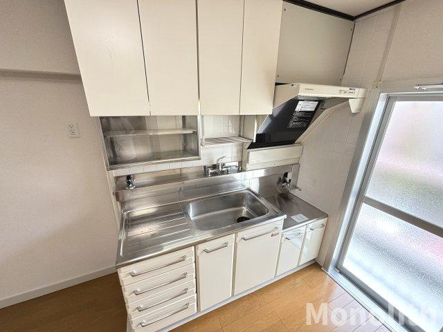 鶴山台33号棟のキッチン