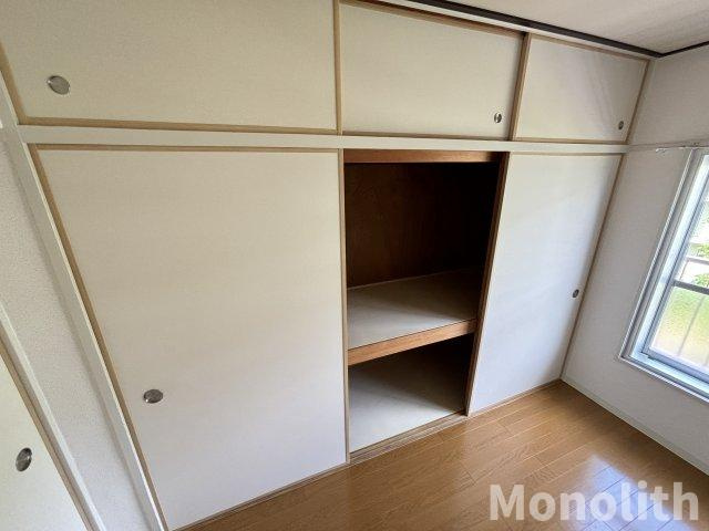 鶴山台33号棟の収納