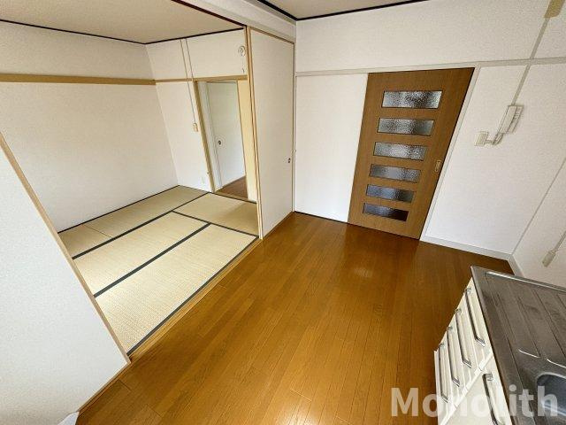 鶴山台33号棟の内装