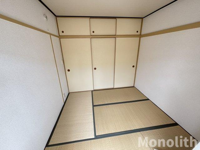 鶴山台33号棟の和室