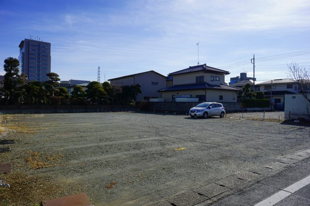 浜町小林(エレナ様)月極駐車場