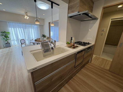 【キッチン】和泉中央パーク・ホームズ 