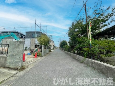 中郡大磯町東町1丁目　売地の前面道路含む現地写真|9月14日撮影　古家解体中　現地外観