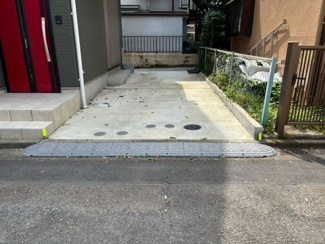 【駐車場】