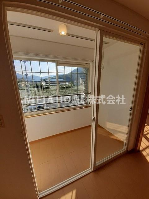 グラシアスのバルコニー|サンルームもあります★