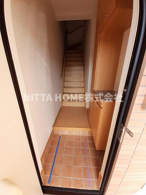 グラシアスの玄関|広いスペースの玄関です◆