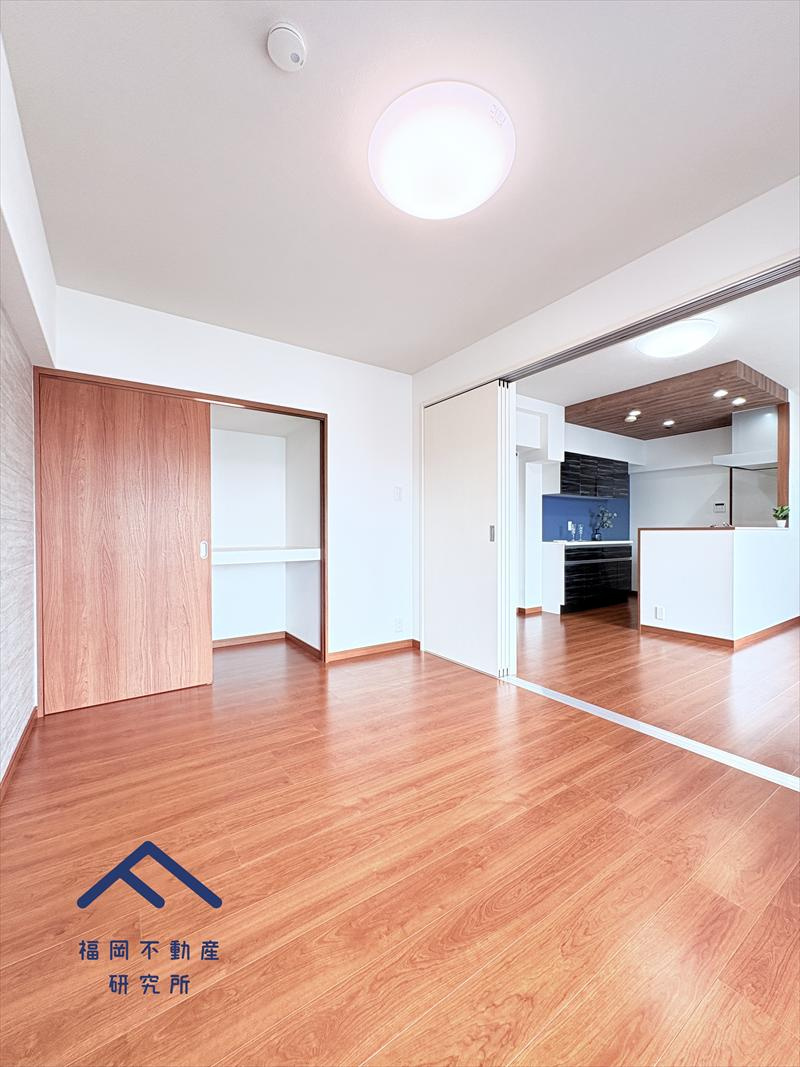 フィオレ井尻の洋室