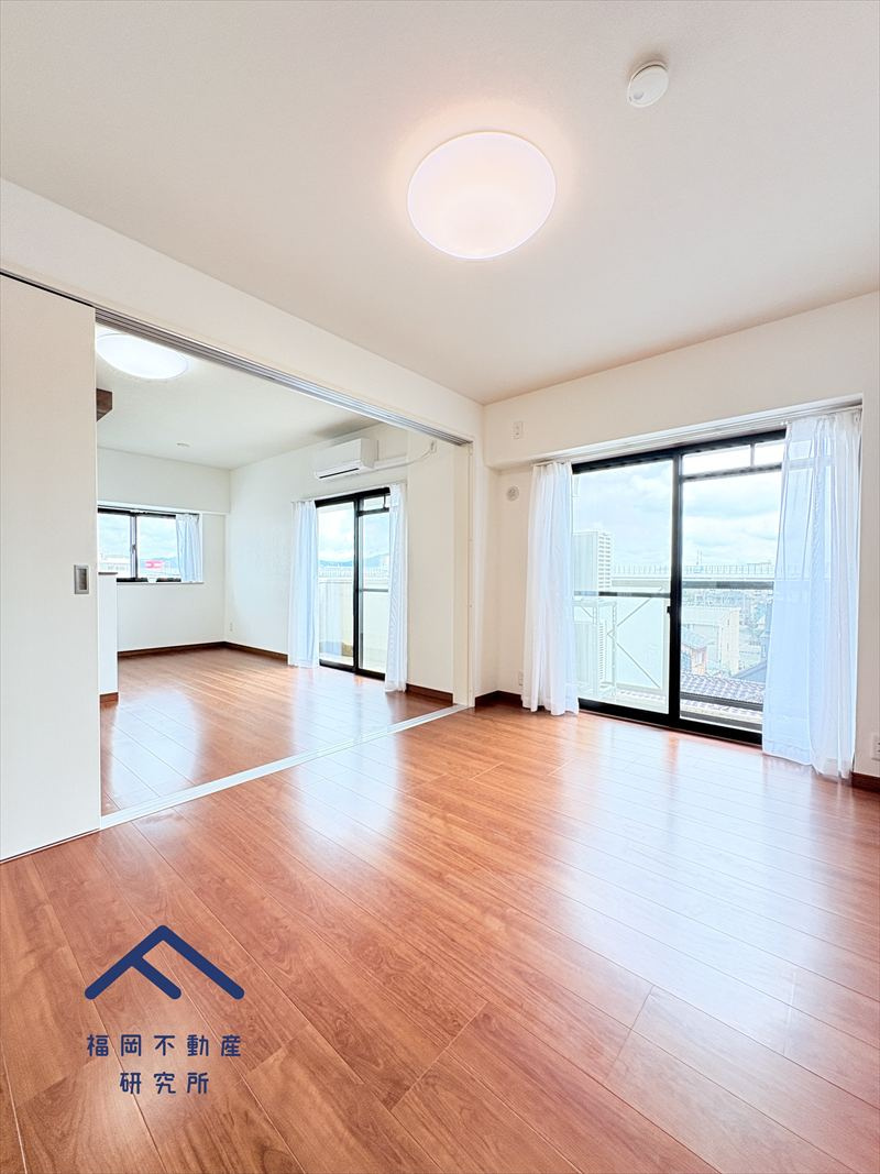 フィオレ井尻の洋室