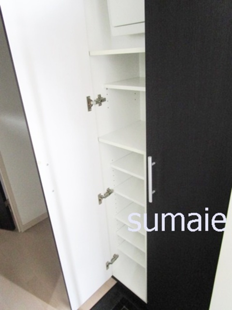 ヴァレッシア尾久シティⅡの収納|シューズボックス☆