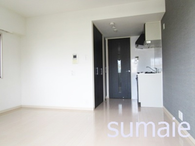 ヴァレッシア尾久シティⅡの洋室|フローリングです☆