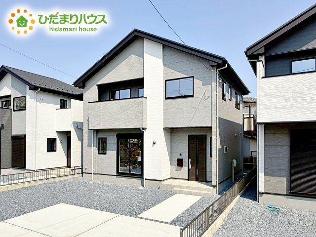 【外観】 | 水戸市東台1期　新築戸建　2号棟 | 明るい光が差し込む開放感あふれる住まいです。