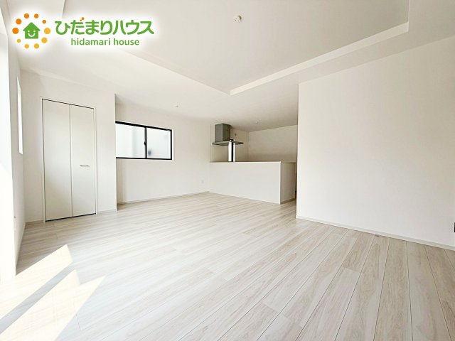 【居間・リビング】 | 水戸市東台1期　新築戸建　2号棟 | 大型テレビに大型ソファー(^^)どんなインテリアにするか考えただけでわくわくしますね！