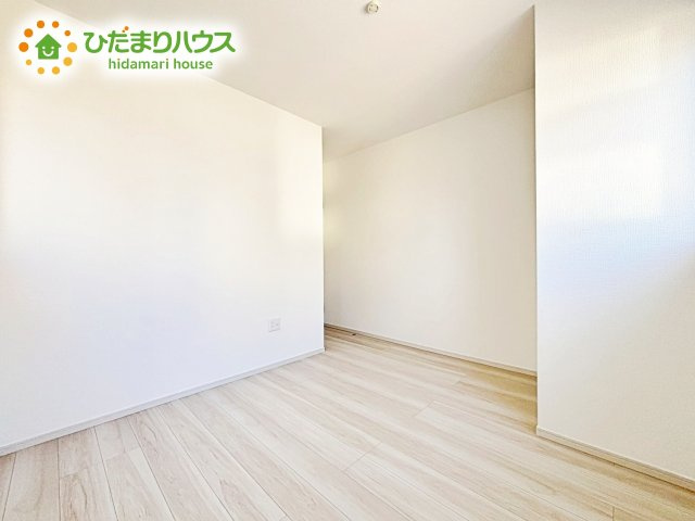 【洋室】 | 水戸市東台1期　新築戸建　4号棟 | ちょこっとした収納があることで、消耗品のストックをするのにも便利です☆