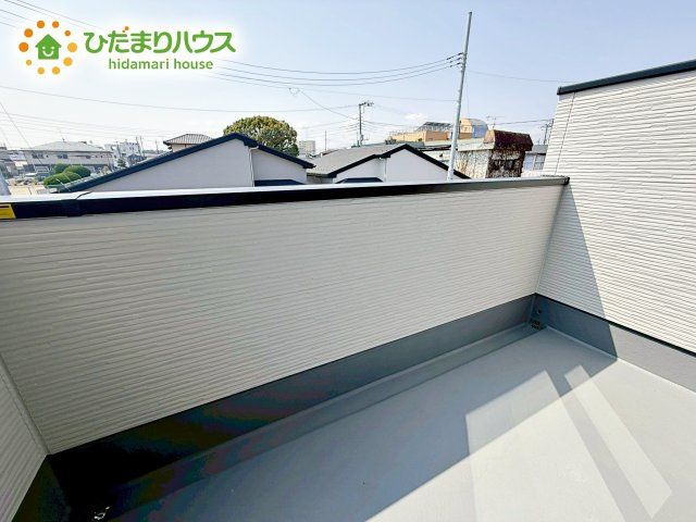 【バルコニー】 | 水戸市東台1期　新築戸建　3号棟 | バルコニー付きなら洗濯物がたくさん干せて乾きやすいですね