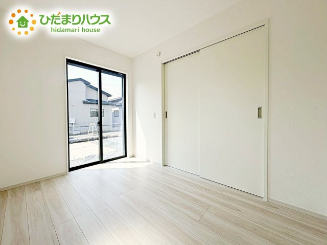 【洋室】 | 水戸市東台1期　新築戸建　3号棟 | シンプルな内観ですのでさまざまなインテリアスタイルを楽しめます。