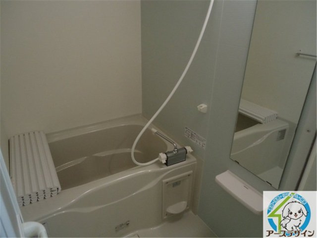 アーバンレジデンス東加古川の浴室|パース写真