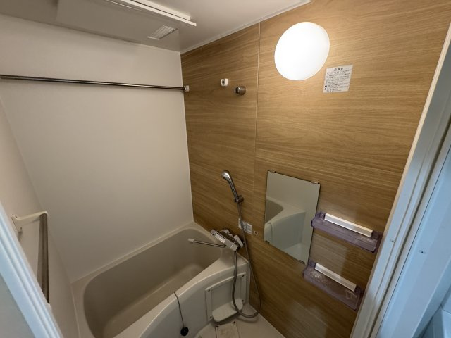 リブネスコート大阪大学前の浴室