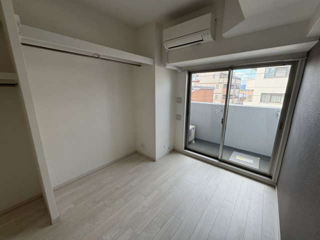 リブネスコート大阪大学前の居間・リビング