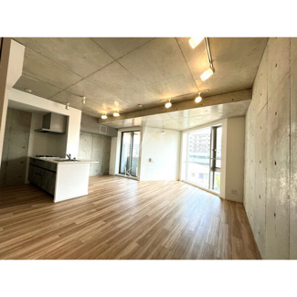 【内装】 | LINEAR STYLE