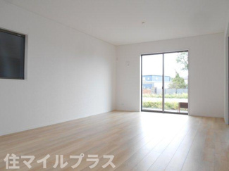 【居間・リビング】 | 郡山市大槻町三角田新築一戸建て5棟 | ゆったりとした居間です