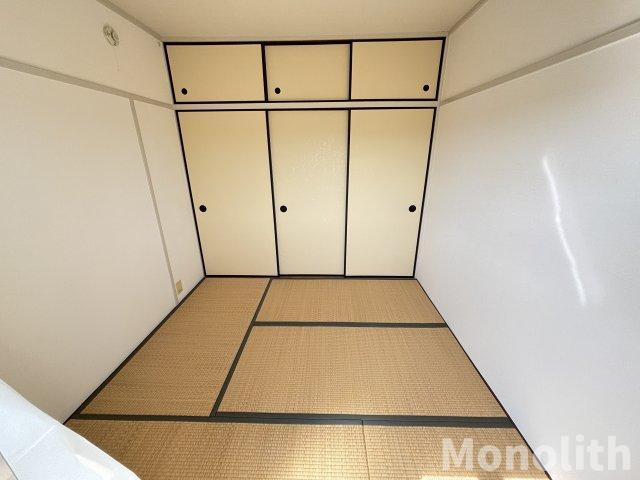 鶴山台35号棟の和室
